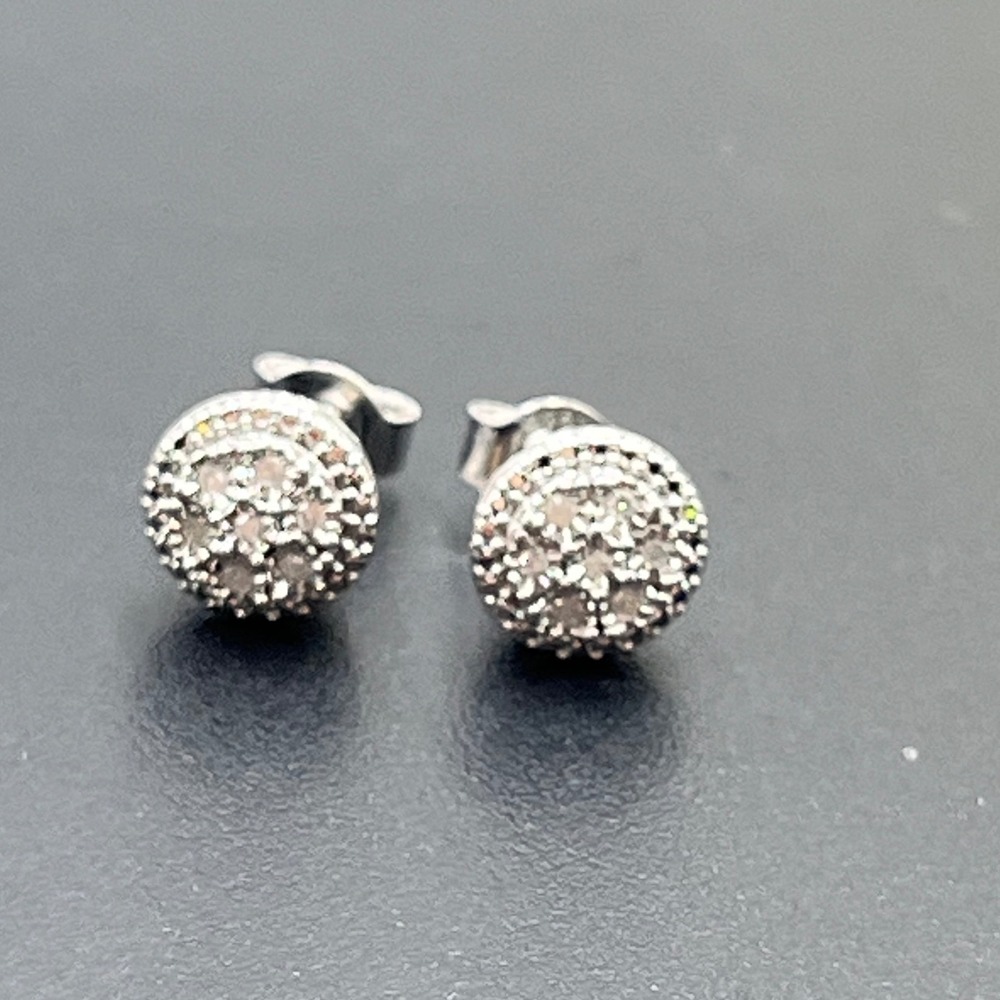 UD Rhodium 925 Sterling Silver 1/10 CTTW Diamond Stud Filigree Earrings New